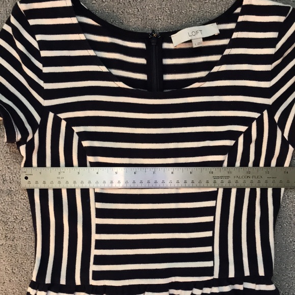 Ann Taylor LOFT, striped dress, size 0. - Picture 5 of 6